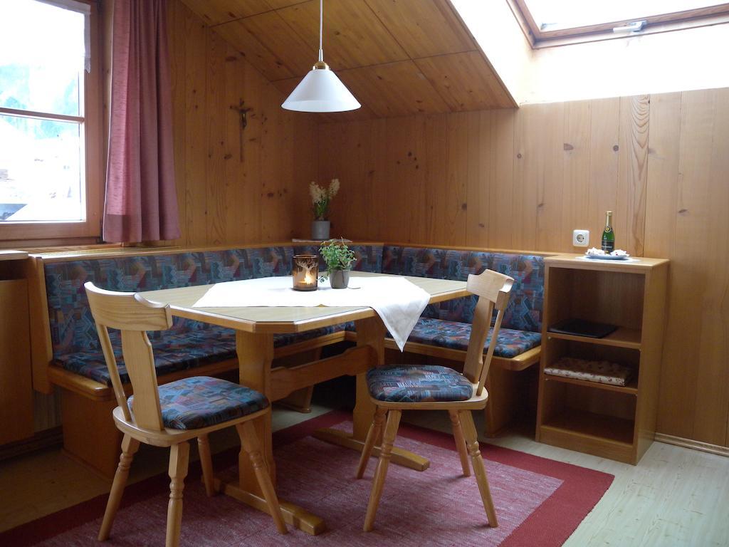 Appartments Haus Monika Schoppernau Room photo